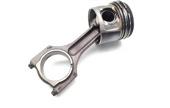 BMW X1 E84 Piston with connecting rod N47D20C