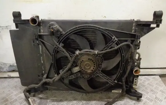 Opel Meriva B Radiator set 13283244 13330994 13331005