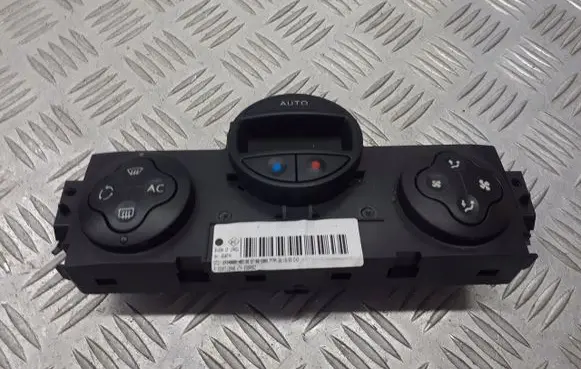 Renault Megane II Interior fan control switch 8200312940