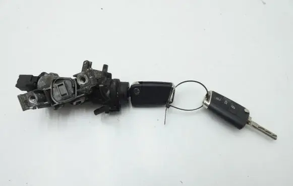 Volkswagen Golf VII Ignition lock 1K0905851