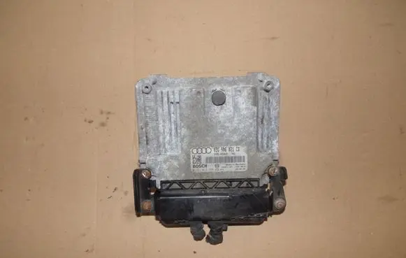 Audi A3 S3 8P Engine control unit/module 0281012608