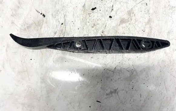 KIA Sorento Slide rail for timing chain f34620021621 f-34620021-621