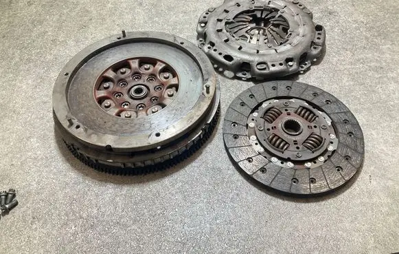 Mercedes-Benz Sprinter W906 Clutch set kit 415066010