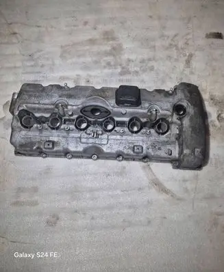 BMW 5 E60 E61 Rocker cam cover 7548275
