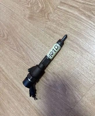 Renault Laguna II Fuel injector 8200100272 0445110110B