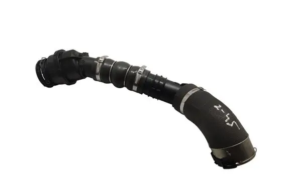 Intercooler hose/pipe