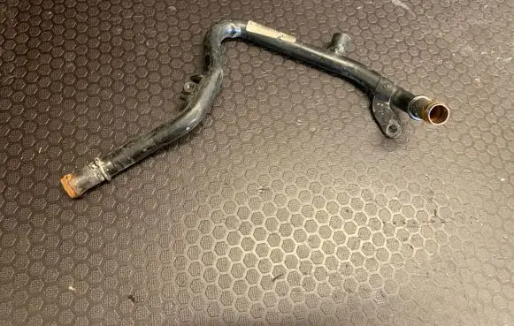 Audi A5 8T 8F Engine coolant pipe/hose 059121070A 059121070B