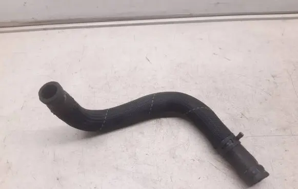 Audi A6 S6 C6 4F Engine coolant pipe/hose