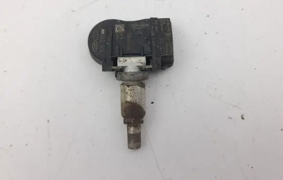 Hyundai Santa Fe Tire pressure sensor 529333N100