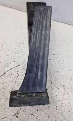 BMW 5 E39 Accelerator throttle pedal 25916010