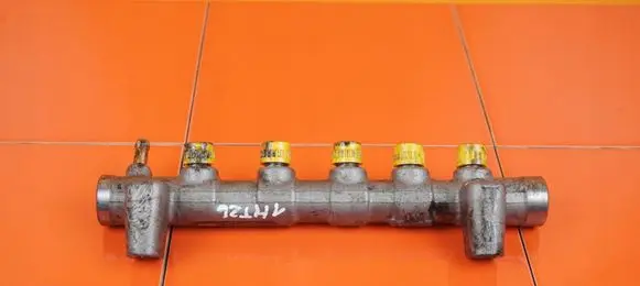 Opel Zafira C Fuel line pipe 55578285 B20DTH