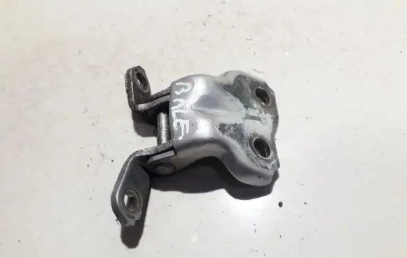 Suzuki Baleno EG Rear door lower hinge