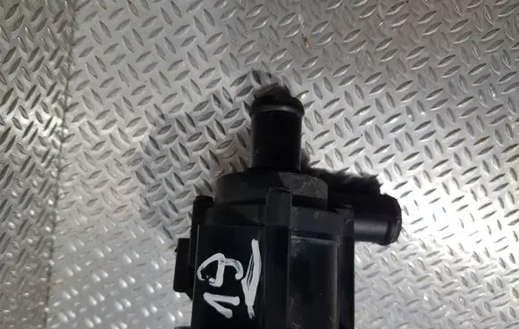 Audi A4 S4 B8 8K Electric auxiliary coolant/water pump 8K0965561A