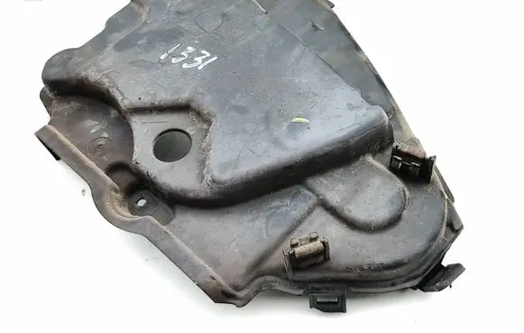Mercedes-Benz A W177 Timing belt guard (cover) 135632713R