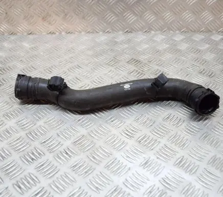 Land Rover Range Rover Sport L494 Engine coolant pipe/hose FPLA8D033CA