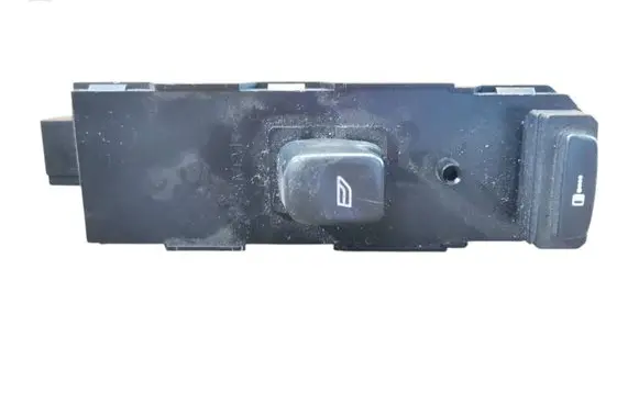 Volvo XC90 Electric window control switch 30739078