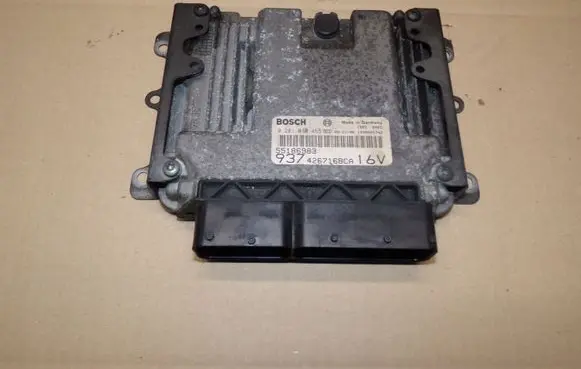 Alfa Romeo 147 Engine control unit/module 0281010455