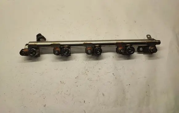 Ford Mustang VI Fuel main line pipe EJ7E9F797DD