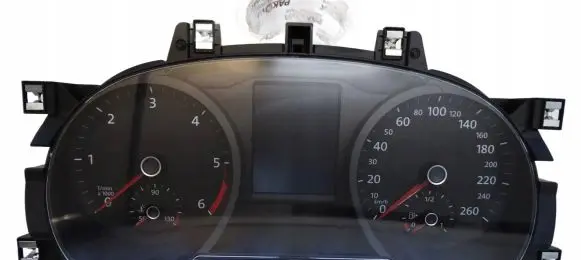 Volkswagen PASSAT B8 Speedometer (instrument cluster) 3G0920751