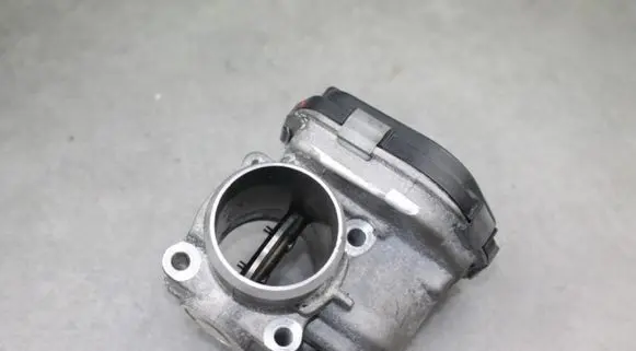 Citroen C4 II Throttle valve 9673534480