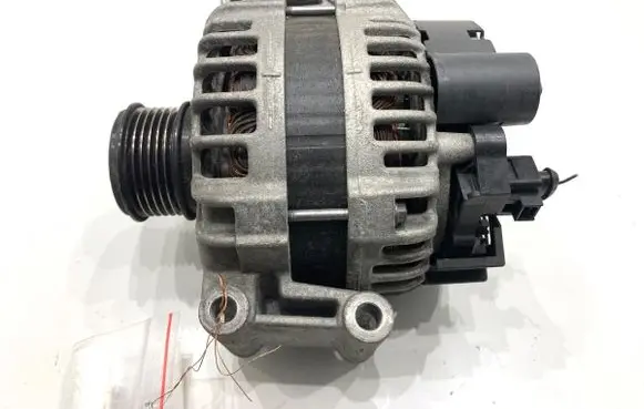 Audi A5 8T 8F Generator/alternator 06H903017T