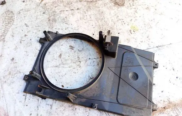 Volkswagen Sharan Radiator cooling fan shroud 7M0121207