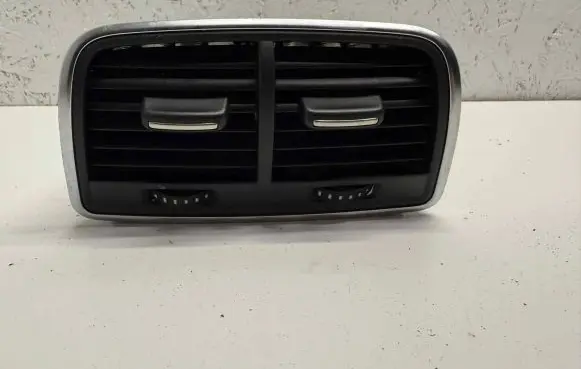 Audi A6 C7 Rear air vent grill 4G0819203 9026000