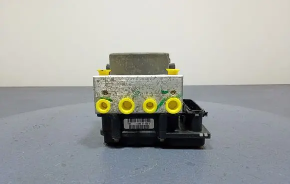 Dacia Sandero ABS Pump 476604621R