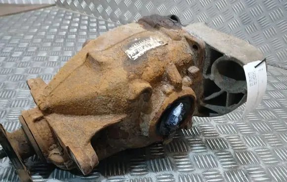 BMW 1 E81 E87 Rear differential 756622501 8907092007290003 RATIO256
