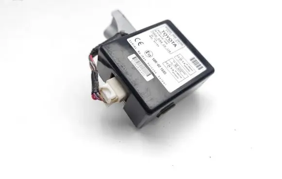 Toyota Hilux (AN10, AN20, AN30) Door control unit/module 89741-71011 61B410-000