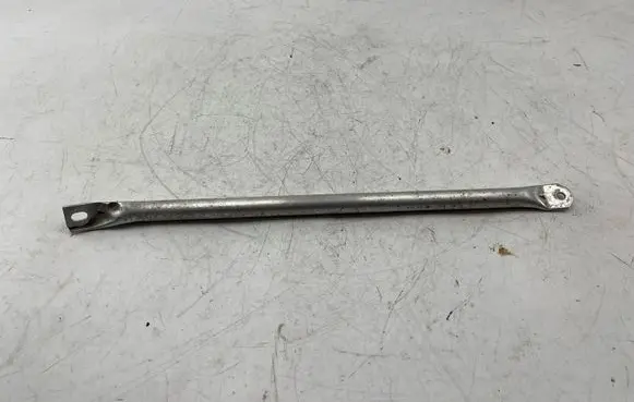 BMW 5 F10 F11 Radiator support slam panel bracket 7200776