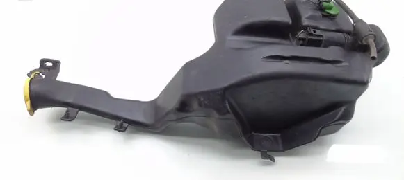 Jeep Commander Windshield washer fluid reservoir/tank 55157474AC