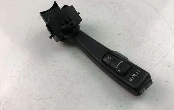 Volvo V50 Indicator stalk 17D770