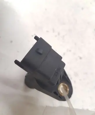 Mercedes-Benz CLK A209 C209 Camshaft position sensor 323179738 0420