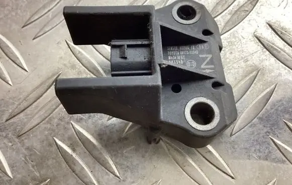 Lexus IS 220D-250-350 Airbag deployment crash/impact sensor 8917353040
