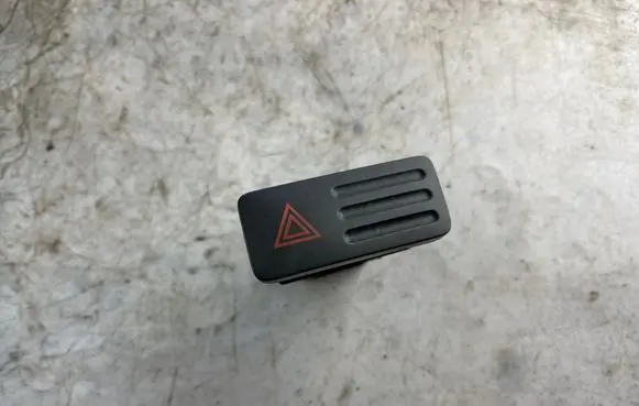 Toyota Land Cruiser (J120) Hazard light switch 153693 8160k46