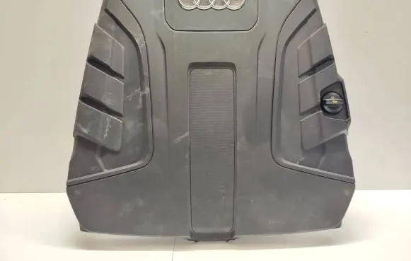Audi Q7 4M Engine cover (trim) 4M0133837AA LP220510
