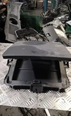 Toyota Corolla Verso E121 Glove box 5544013010