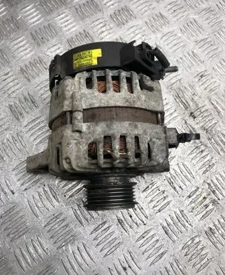 Hyundai i40 Generator/alternator 373002A800 2609674
