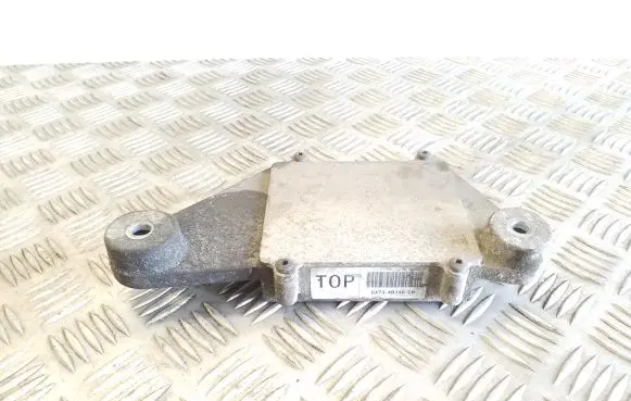 Jaguar XE Rear differential/diff mount bracket GX734B148CB