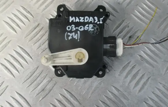 Mazda 3 I Air flap motor/actuator 8610000990