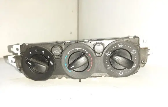 Ford Focus Climate control unit 3M5T 19980AC