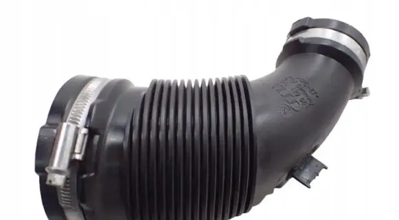 Audi A5 Sportback 8TA Air intake hose/pipe 04L129661