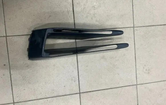Porsche Macan (95B) Front fog light trim/grill 95B807823
