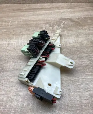 BMW 5 E39 Fuse box set 8371884