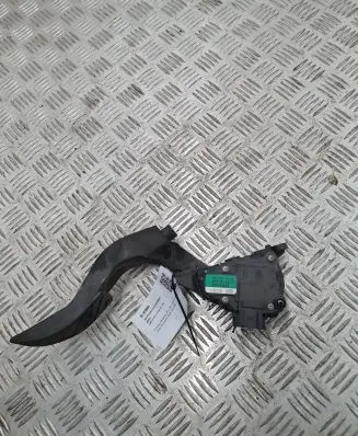 Audi A4 S4 B7 8E 8H Accelerator throttle pedal 8E1721523C