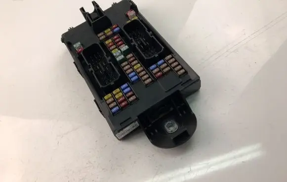 Volvo XC90 Fuse box set 32142591