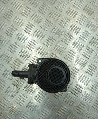 Volkswagen Touran I Mass air flow meter 0281002461 074906461B