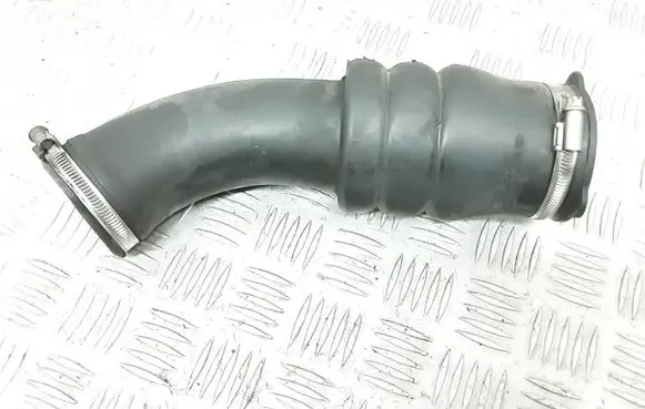 Intercooler hose/pipe