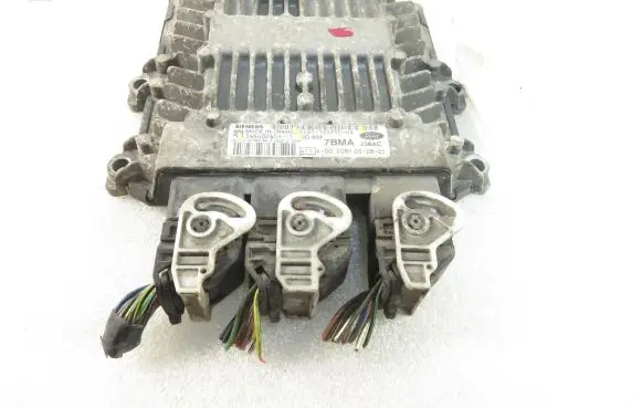 Ford Fusion Engine control unit/module 5WS40240AT 5S6112A650HA